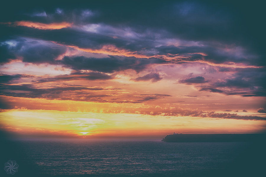Sagres, light, Cabo de Sao Vicente, vuurtopren, lighthouse, Cape Vincent, sunset, Algarve, Portugal