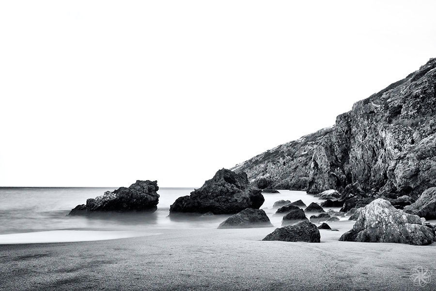 Praia das Furnas, zuidkust Portugal, rotsen, zwart/wit foto's, intersensa foto's & graphics